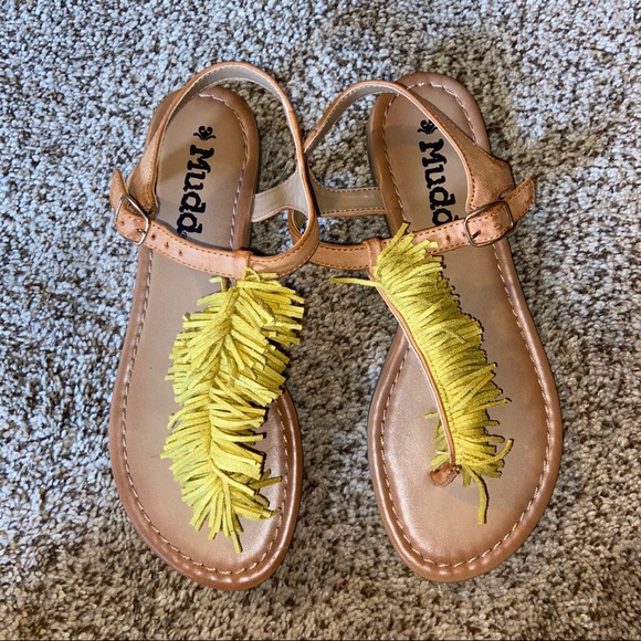 mudd shoes sandals